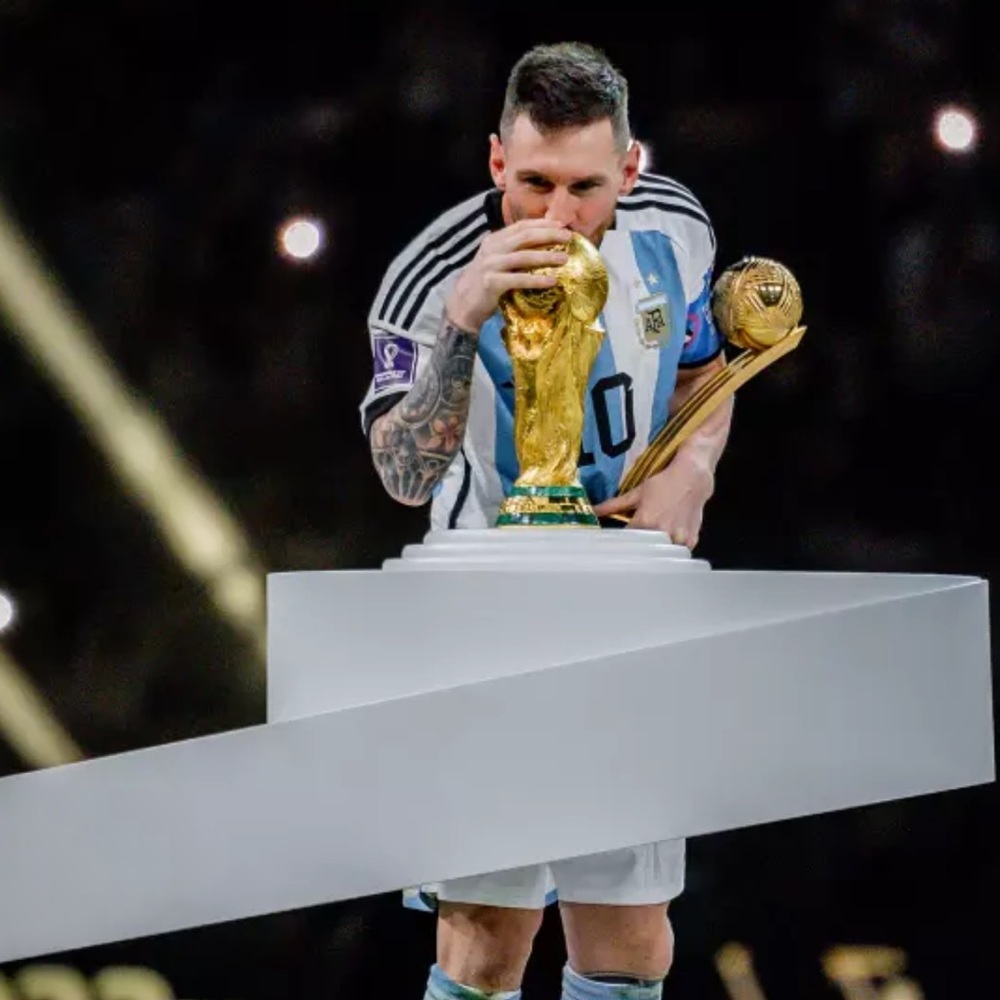 Adidas Leo Messi Authentic 2022-2023 Men’s Away Soccer Jersey🆕 - Picture 13 of 15